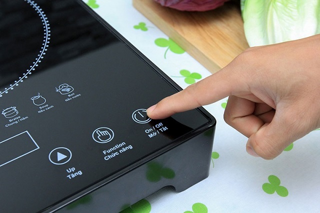 Sửa bếp từ báo lỗi E6