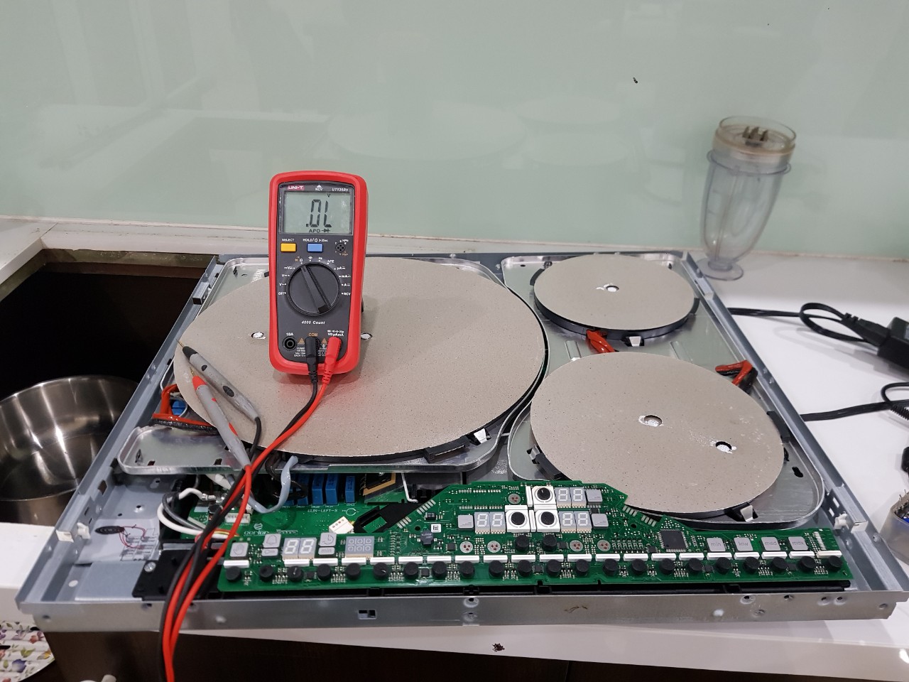 Lưu ý sau khi sửa bếp từ SIEMENS liệt phím